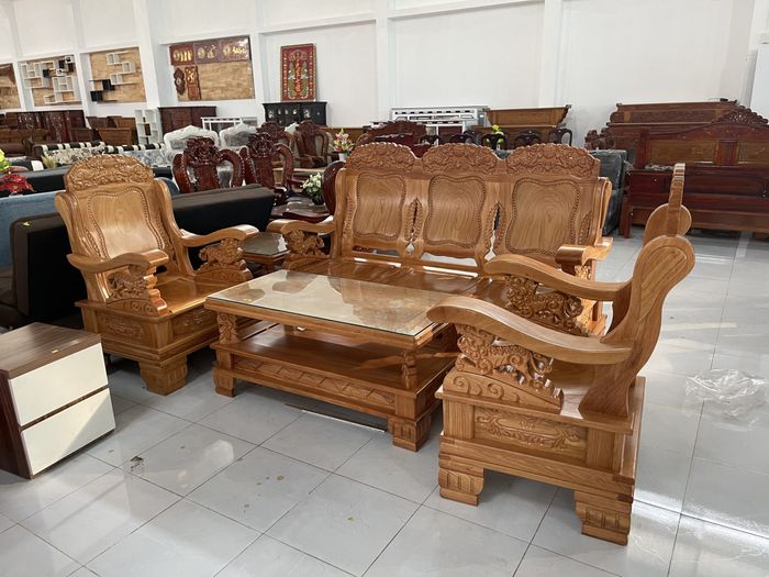 cửa hàng nội thất tại Cà Mau