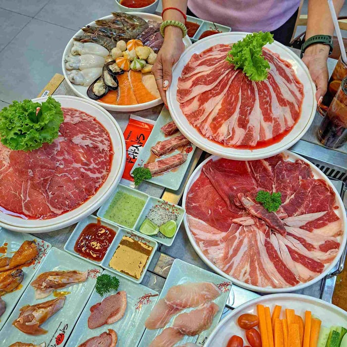 Sayaka Buffet Nướng Lẩu Mỹ Tho