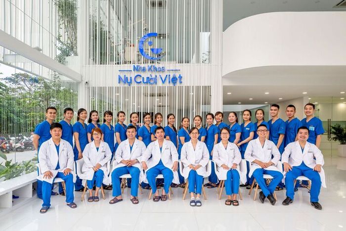 Dịch Vụ Tẩy Trắng Răng An Toàn Tại Huế