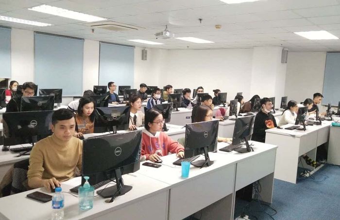 học tin học văn phòng Cần Thơ