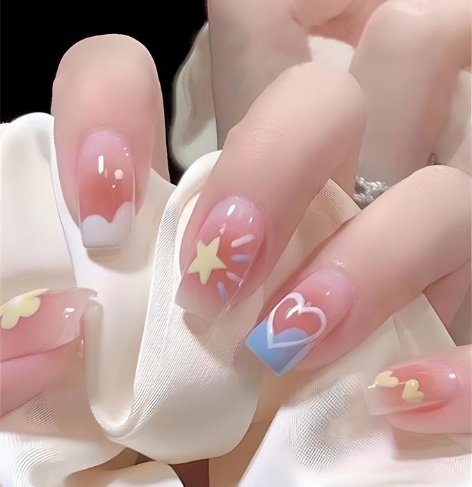 Nguyệt Nails