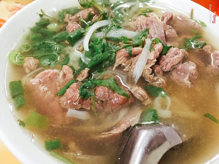 Phở Bò Cụ Tặng