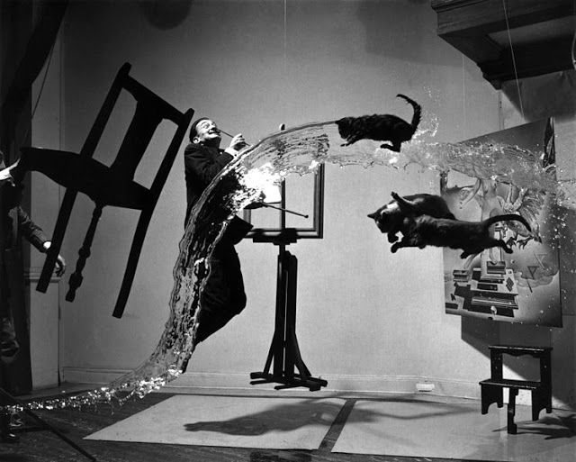 Dali Atomicus (2)