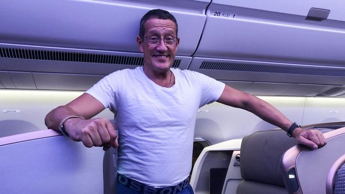 What to wear at 35,000 feet — if you're Richard Quest.