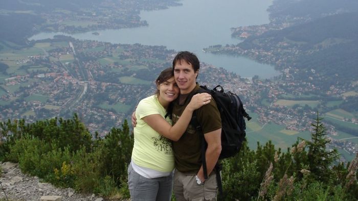 Sebastian popped the question to Gianna during their hike in Tegensee, Bavaria, located in southern Germany.