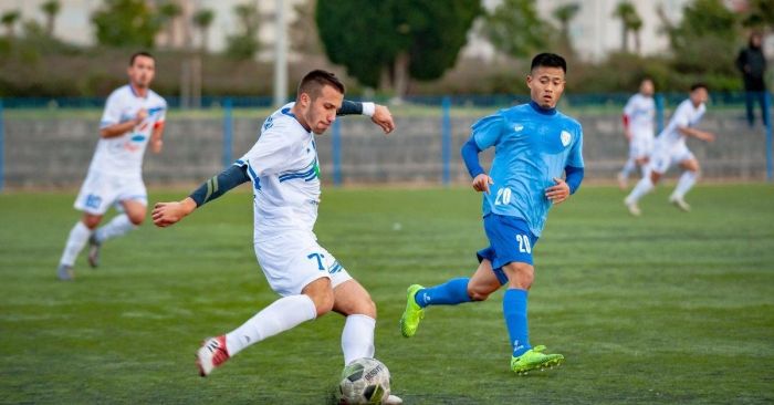 Bài mẫu thứ nhất: Football – The King of Sports