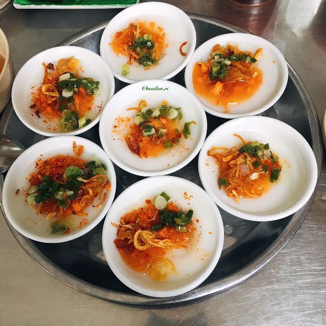 Không thể bỏ qua khi đến Nha Trang: Bánh Bèo - Bánh Hỏi ngon tuyệt vời.