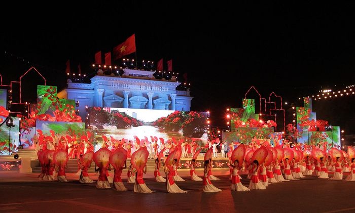 Hãy cùng khám phá Lễ hội hoa phượng đỏ Hải Phòng với Mytour.vn 5
