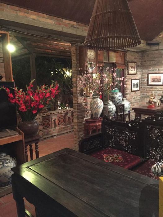 Cung Trầm Cafe Ẩm Thực với vẻ đẹp yên bình, đậm chất hoài cổ