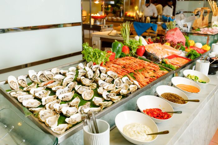 Trận chiến ẩm thực giữa 5 Đại Lò Buffet Nha Trang sang trọng - phong cách 3