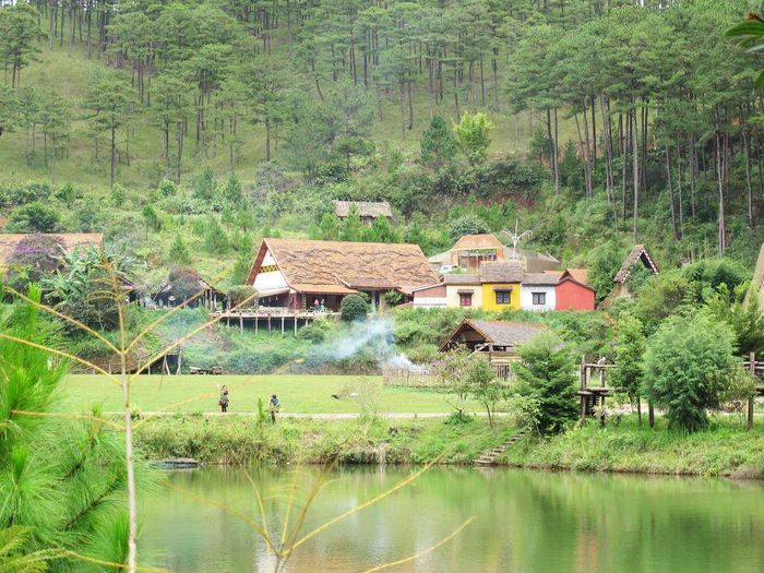 Làng Cù Lần Đà Lạt - Điểm du lịch sinh thái tĩnh lặng dưới dải núi LangBiang vĩ đại