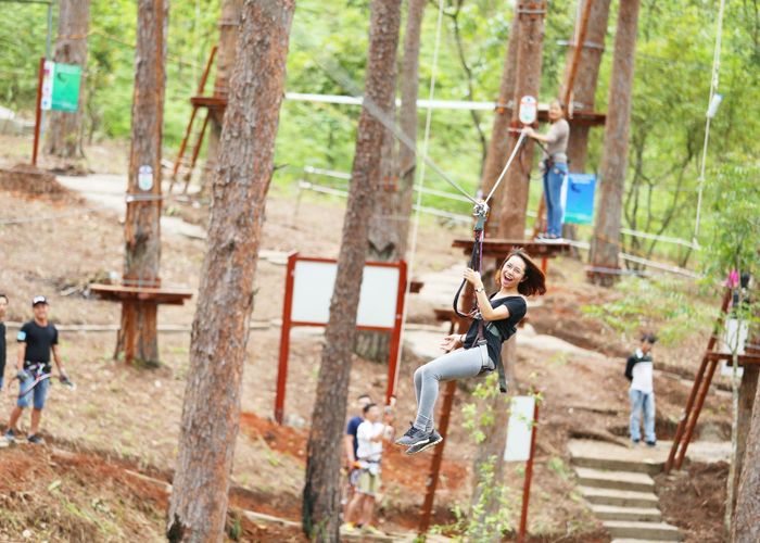 Thách thức bản thân với trò đu dây zipline thú vị số 5 tại Datanla High Rope Course