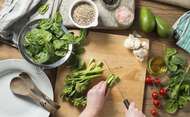 Tự Nấu Ăn Tại Nhà, Có Nhiều Lợi Ích Bạn Không Nghĩ Tới! | Món Ăn Mỗi Ngày