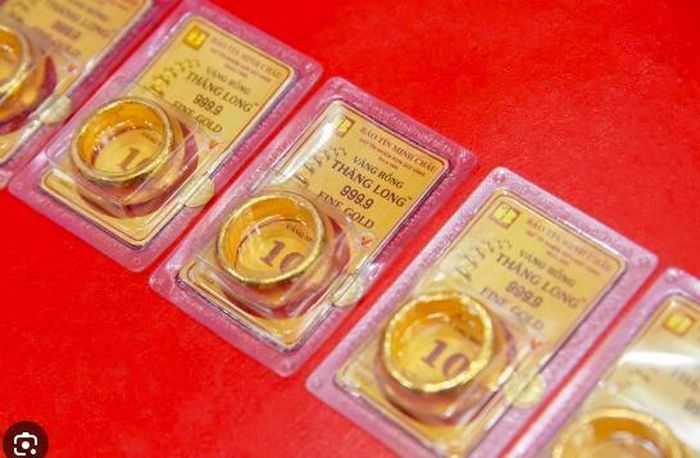 Giá vàng nhẫn tròn trơn bán ra đang ở mức 75,86 triệu đồng/lượng. (Ảnh: BTMC).