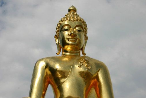 การฝันเห็นพระพุทธรูปโบราณนั้น เป็นสัญญาณของความโชคดีและเป็นการบ่งบอกถึงบุญที่มี