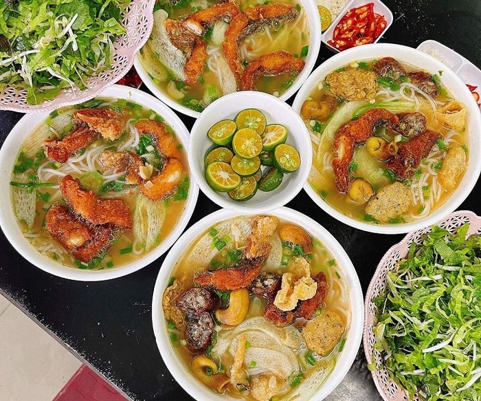 Khám phá ẩm thực Hải Phòng