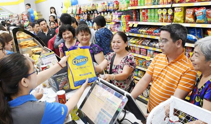 Cheers là cửa hàng tiện lợi phục vụ 24/7