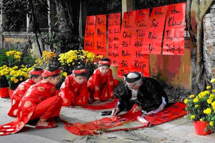 Những câu chúc Tết mang đậm đà hương vị truyền thống.