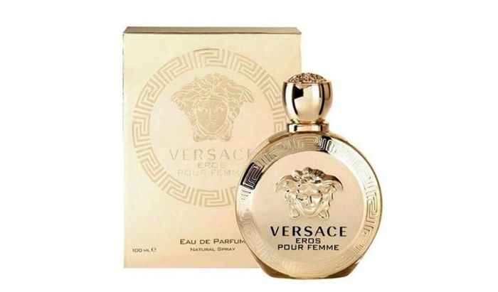 Versace Eros Pour Femme - một trong những mùi hương nước hoa nữ quyến rũ nhất
