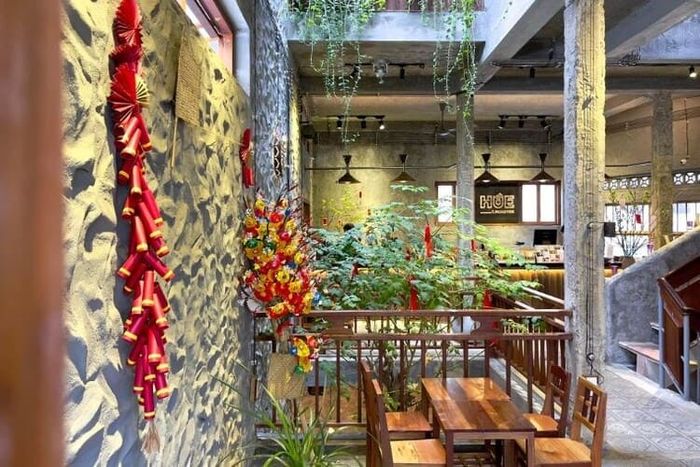 Không gian quán cafe T Roaster tại Huế