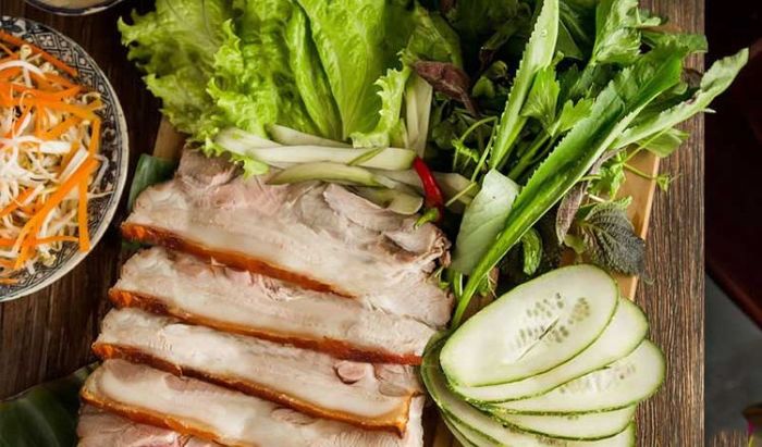 Ăn gì ở Đà Nẵng - Bánh Tráng Cuốn thịt heo
