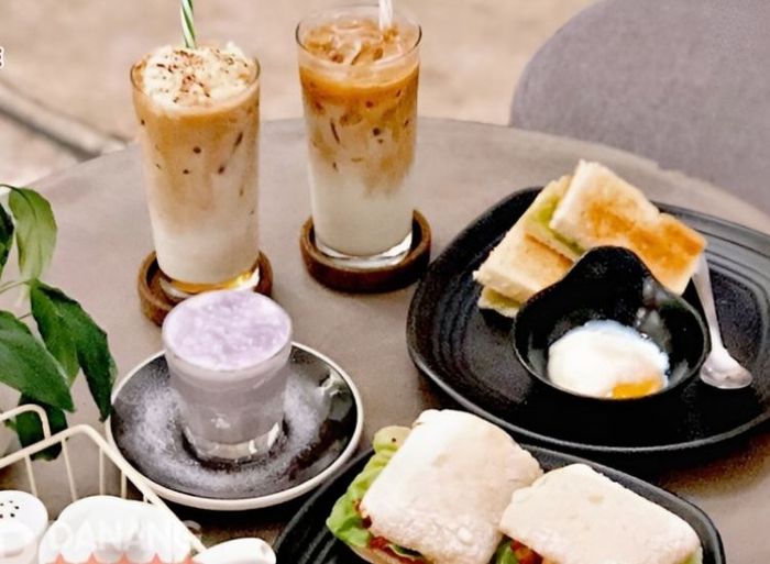 Quán cà phê ăn sáng Đà Lạt