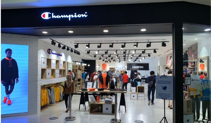 Áo thun cao cấp đến từ thương hiệu nổi tiếng Champion