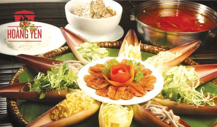 Lẩu thả Phan Thiết đặc sắc tại buffet Hoàng Yến Hotpot Quận 7
