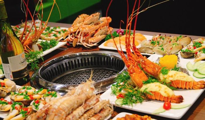 Buffet Chef Dzung là một trong những địa chỉ buffet ngon nổi tiếng ở Hà Nội.