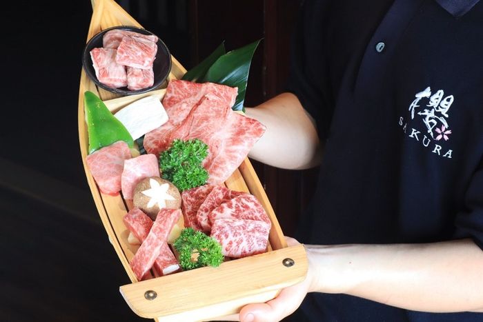 Yakiniku Sakura - Địa điểm buffet hấp dẫn tại Quận 1