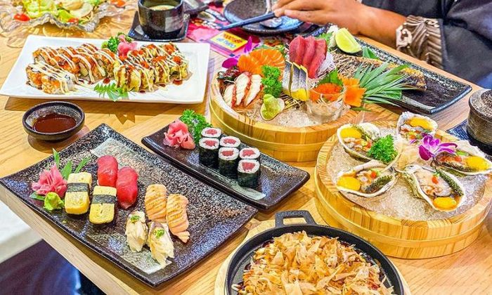 Sik Dak Fook - Địa điểm buffet sashimi hấp dẫn tại TP.HCM