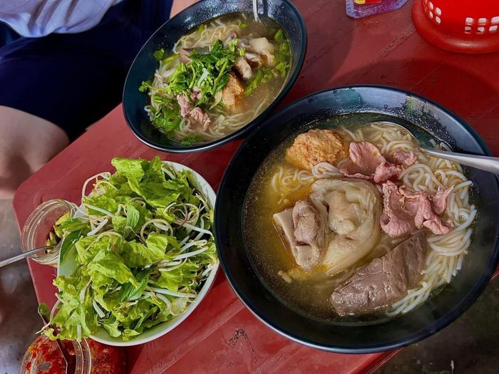 Bún bò Huế Bà Nga