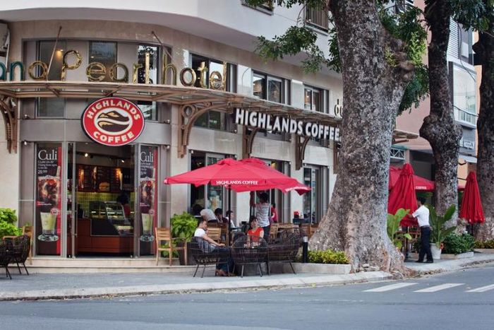Highlands Coffee - Địa điểm cà phê đẹp tại Đà Nẵng