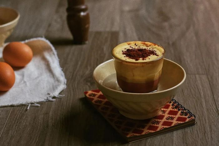 Fujiyama Coffee - Địa điểm cà phê trứng nổi bật tại Quận 1