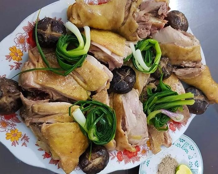 Gà hấp hành, nấm đông cô - Đơn giản, dễ làm