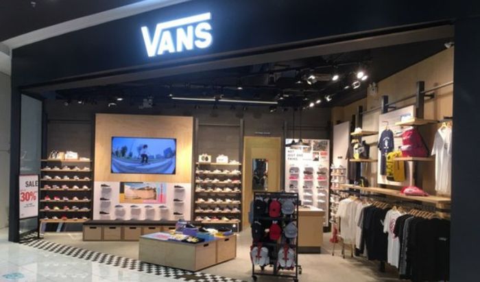 Cửa hàng giày Vans chính hãng