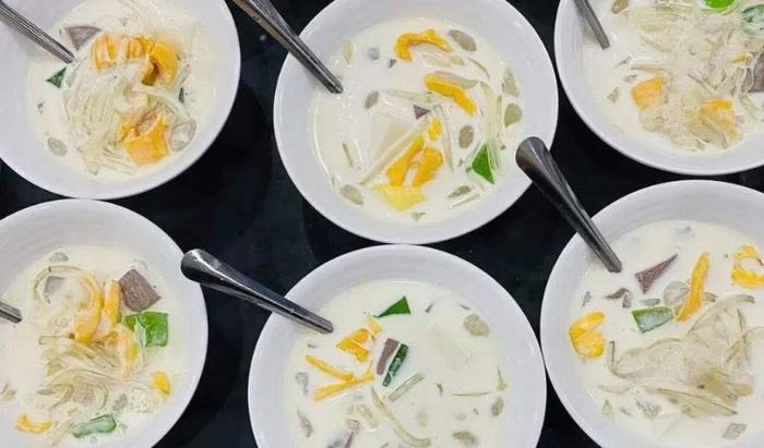 Chè Thái sầu riêng - Món ngon không thể bỏ lỡ khi đến Đà Nẵng