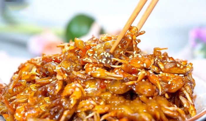 Đà Nẵng nổi tiếng với món Ghẹ sữa ram thơm ngon, đậm đà
