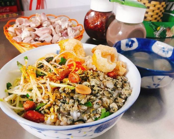 Cơm Hến - Đặc sản Đà Nẵng