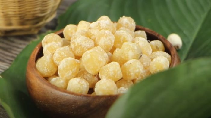 Mứt Sen Trần - Món quà truyền thống