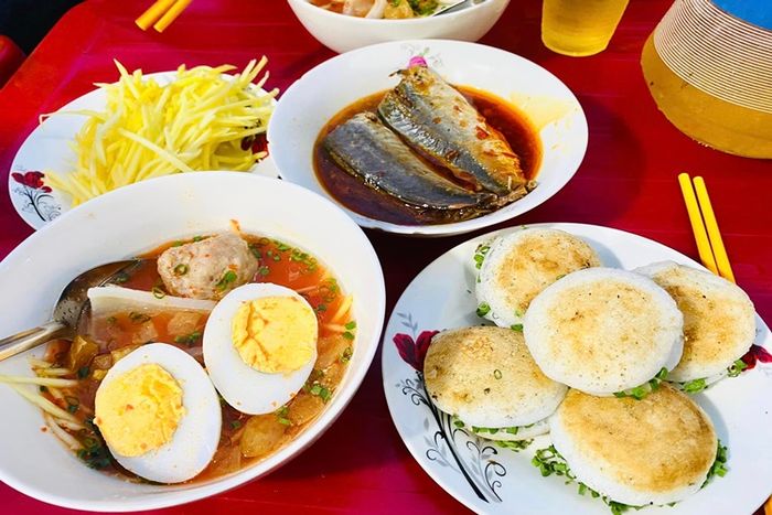 Bánh căn