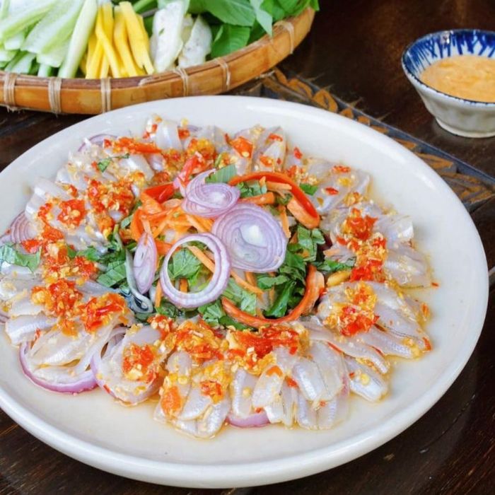 Gỏi cá mai - Món ăn ngon và giàu dinh dưỡng