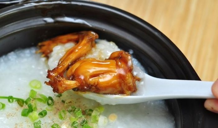 Cháo ếch Singapore Bùi Thị Xuân - Món ăn sáng ấm nóng tại Đà Lạt