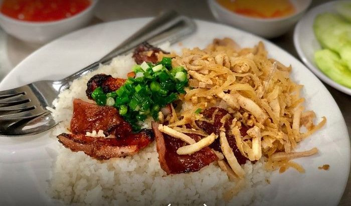 Cơm tấm Sài Gòn 49 - Quán cơm tấm được yêu thích bởi cả du khách và người dân địa phương