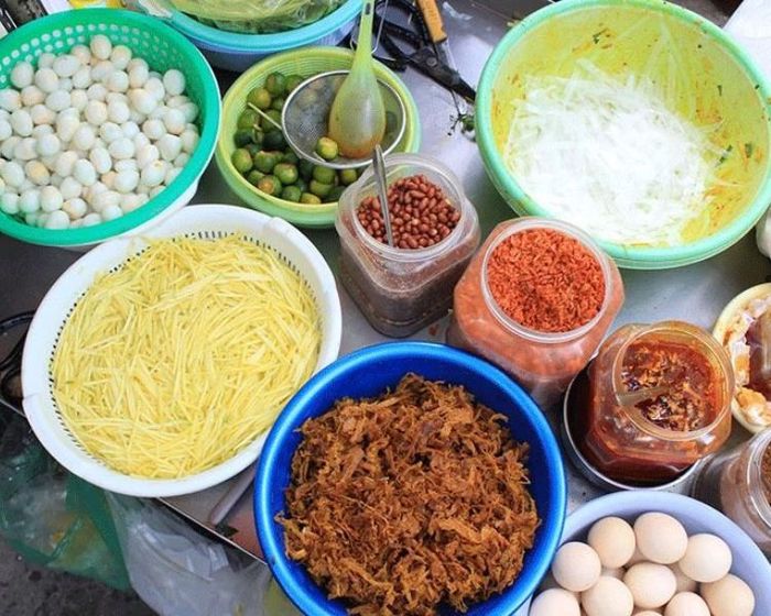 Bánh tráng cô Lan quận 10