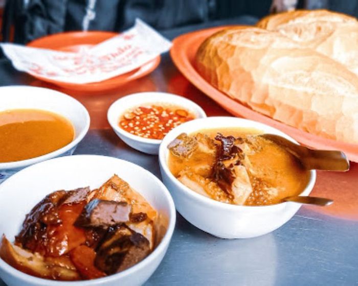 Phá lấu bò cô Thảo