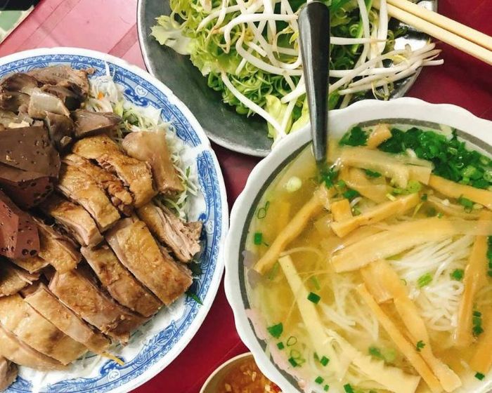 Bún vịt hẻm 281 Lê Văn Sỹ