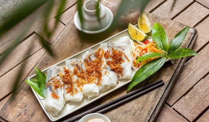 Bánh Cuốn Thanh Trì là món ăn ngon nổi tiếng của Hà Nội