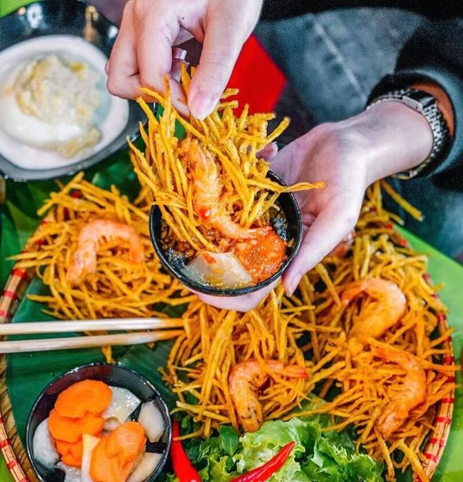 Ẩm thực đường phố Hà Nội