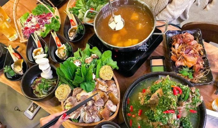 Lẩu bò Hạnh Đà Lạt mang hương vị thơm ngon, đậm đà khó quên